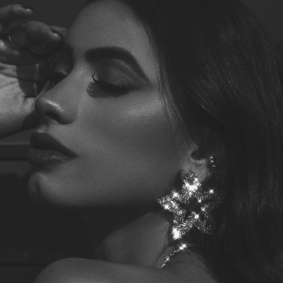 FOUR TIPS FOR A GLOWING COMPLEXION THIS CHRISTMAS